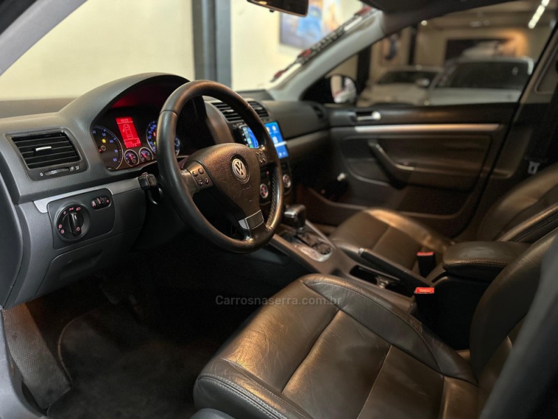 JETTA 2.5 I 20V 170CV GASOLINA 4P TIPTRONIC - 2008 - NOVO HAMBURGO