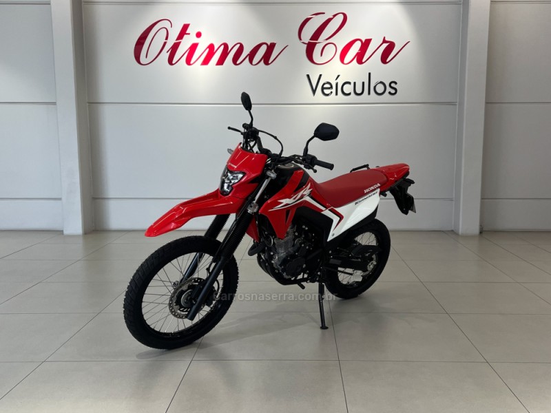 xr 300l tornado 2025 flores da cunha
