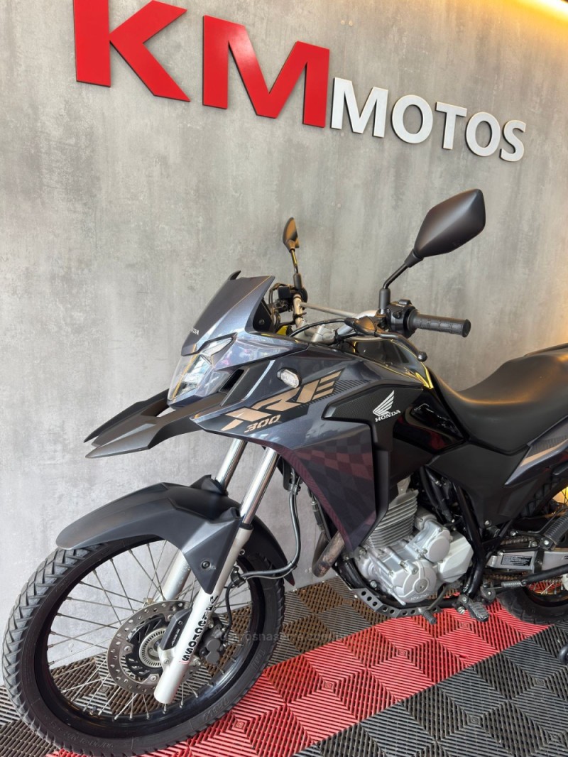 XRE 300 ABS - 2022 - PORTãO