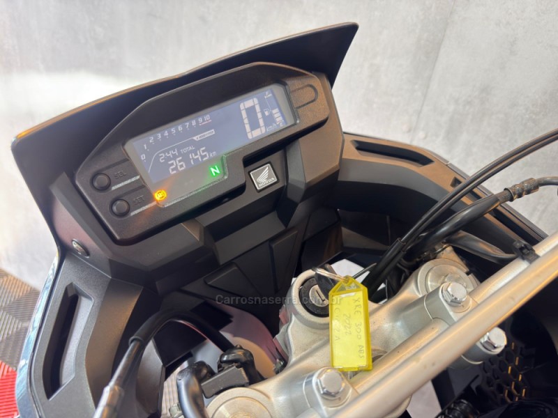 XRE 300 ABS - 2022 - PORTãO
