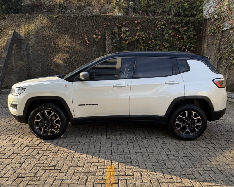 COMPASS 2.0 TRAILHAWK TD350 TURBO DIESEL 4X4 4P AUTOMÁTICO - 2019 - TAQUARA