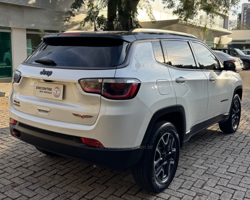 COMPASS 2.0 TRAILHAWK TD350 TURBO DIESEL 4X4 4P AUTOMÁTICO - 2019 - TAQUARA