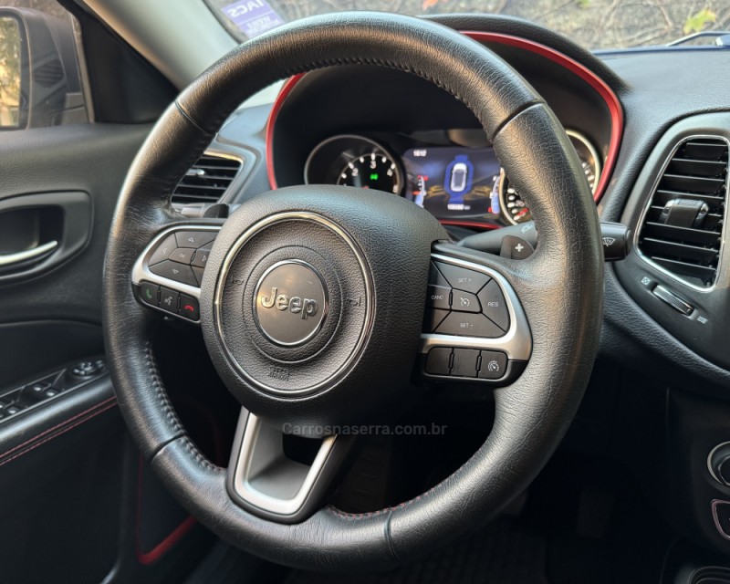 COMPASS 2.0 TRAILHAWK TD350 TURBO DIESEL 4X4 4P AUTOMÁTICO - 2019 - TAQUARA