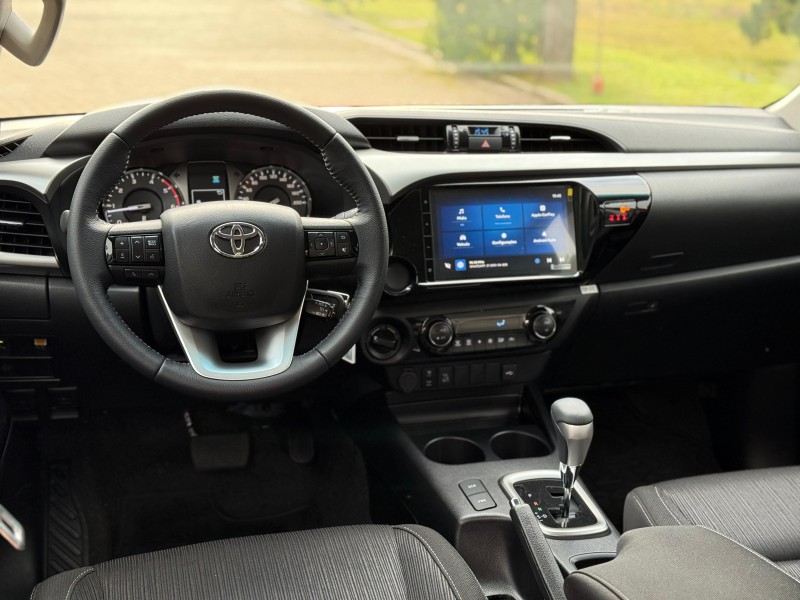 HILUX  - 2025 - CANELA