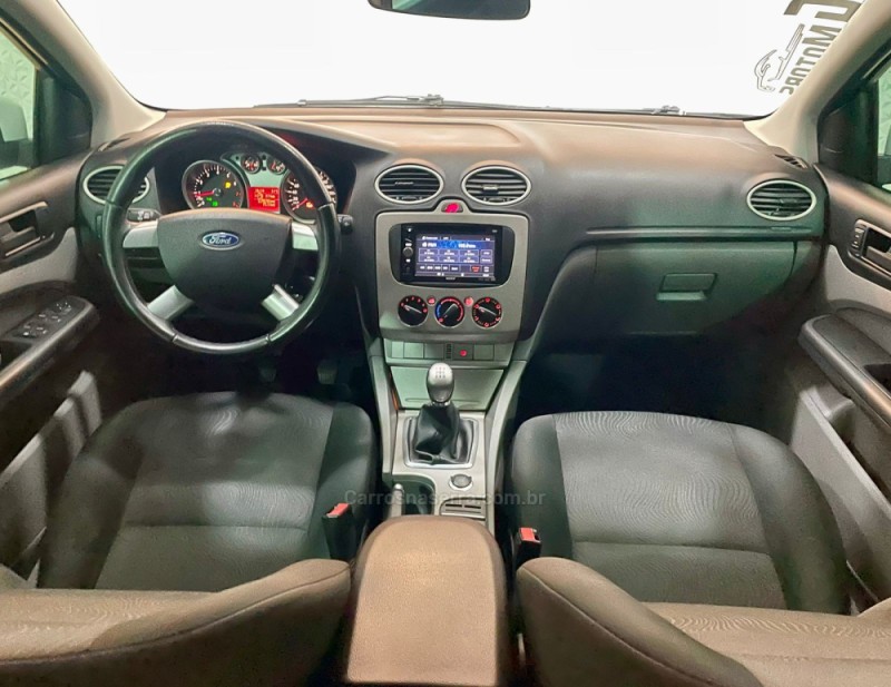 FOCUS 1.6 GLX 8V FLEX 4P MANUAL - 2012 - NOVO HAMBURGO