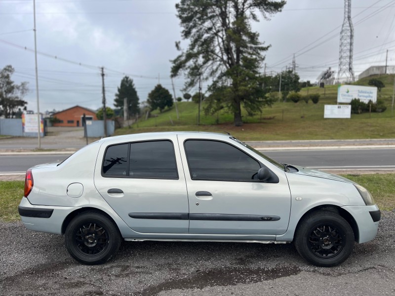 clio 1.0 authentique 16v flex 4p manual 2004 farroupilha