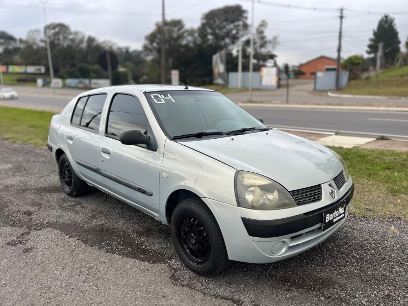 CLIO 1.0 AUTHENTIQUE 16V FLEX 4P MANUAL - 2004 - FARROUPILHA