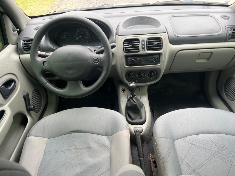 CLIO 1.0 AUTHENTIQUE 16V FLEX 4P MANUAL - 2004 - FARROUPILHA