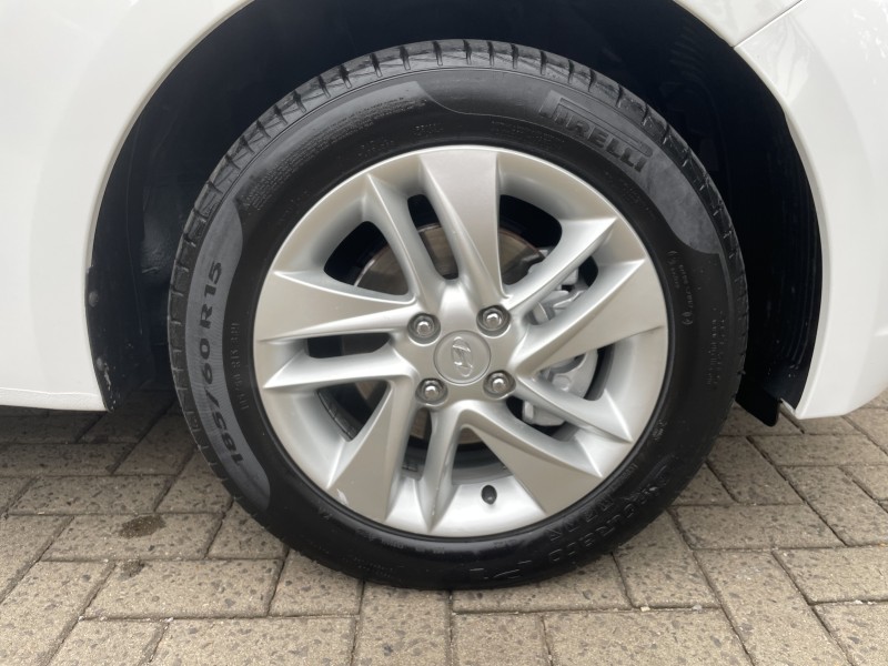 HB20S 1.6 PREMIUM 16V FLEX 4P AUTOMÁTICO - 2015 - CAXIAS DO SUL