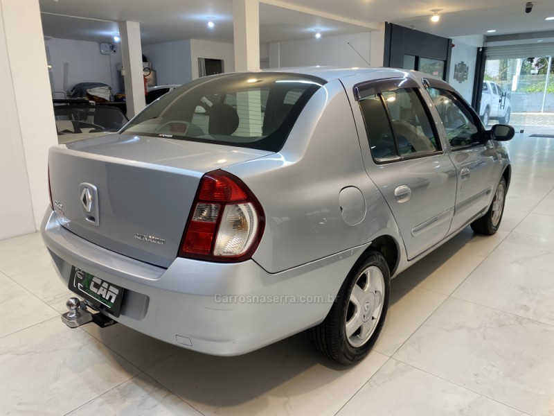 CLIO 1.6 PRIVILÉGE SEDAN 16V FLEX 4P MANUAL - 2007 - BENTO GONçALVES