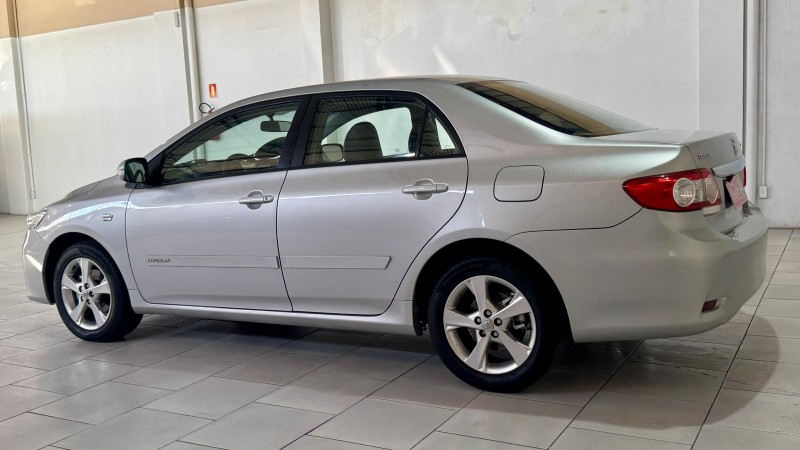 COROLLA 2.0 XEI 16V FLEX 4P AUTOMÁTICO - 2012 - ESTâNCIA VELHA
