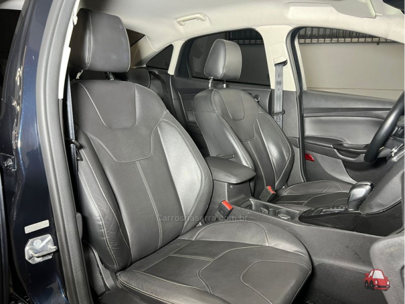 FOCUS 2.0 TITANIUM SEDAN 16V FLEX 4P AUTOMÁTICO - 2016 - CAXIAS DO SUL