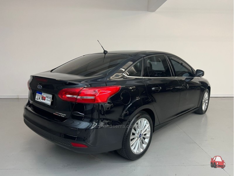 FOCUS 2.0 TITANIUM SEDAN 16V FLEX 4P AUTOMÁTICO - 2016 - CAXIAS DO SUL