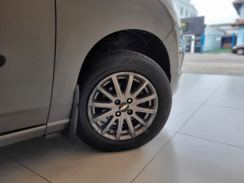 SPIN 1.8 ADVANTAGE 8V FLEX 4P AUTOMÁTICO - 2014 - CANELA