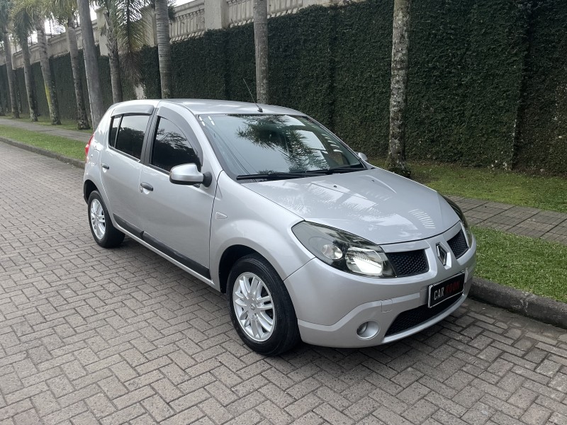 SANDERO 1.6 EXPRESSION 8V FLEX 4P MANUAL - 2011 - CAXIAS DO SUL