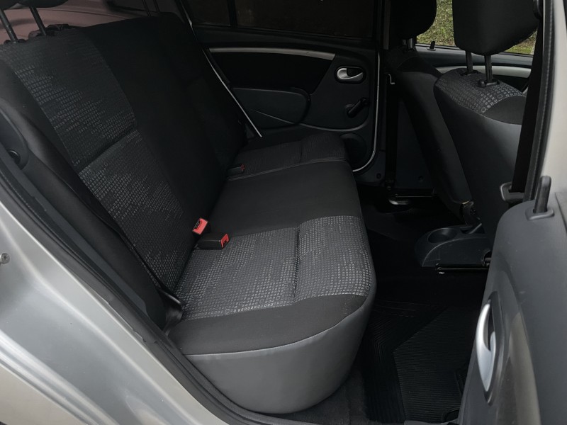 SANDERO 1.6 EXPRESSION 8V FLEX 4P MANUAL - 2011 - CAXIAS DO SUL