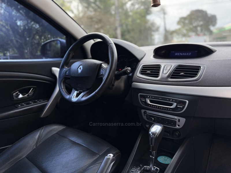 FLUENCE 2.0 DYNAMIQUE 16V FLEX 4P AUTOMÁTICO - 2014 - PAROBé