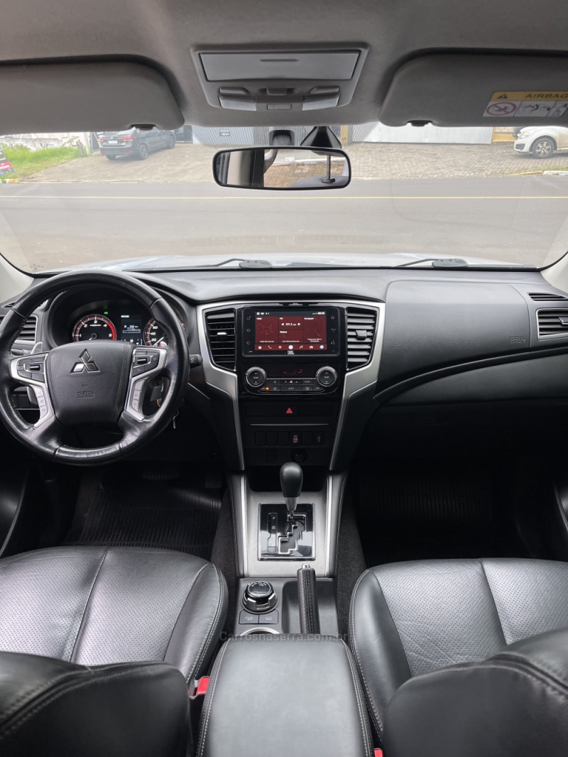 L200 TRITON 2.4 HPE-S SPORT 4X4 CD 16V DIESEL 4P AUTOMÁTICO - 2023 - NOVO HAMBURGO