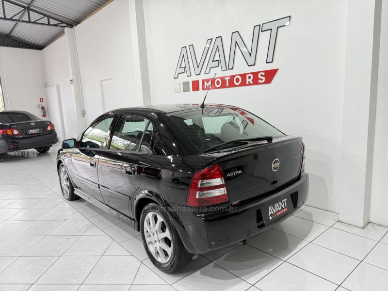 ASTRA 2.0 MPFI ADVANTAGE 8V FLEX 4P MANUAL - 2011 - NOVO HAMBURGO