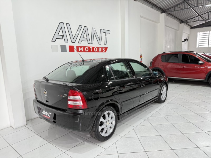 ASTRA 2.0 MPFI ADVANTAGE 8V FLEX 4P MANUAL - 2011 - NOVO HAMBURGO