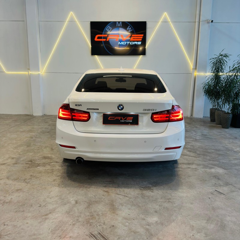 320I 2.0 16V TURBO ACTIVE FLEX 4P AUTOMÁTICO - 2014 - CAXIAS DO SUL