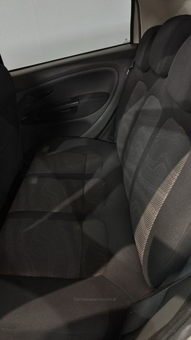 PUNTO 1.4 ATTRACTIVE 8V FLEX 4P MANUAL - 2011 - BENTO GONçALVES