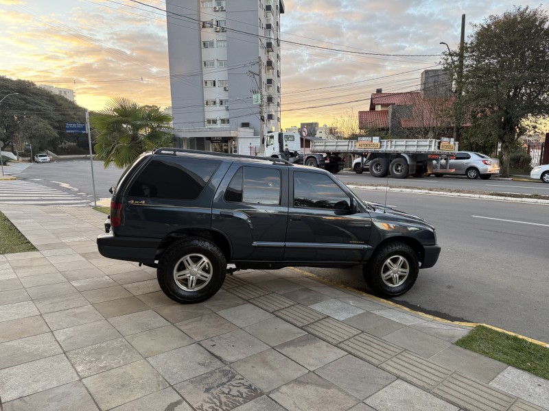 BLAZER 2.8 EXECUTIVE 4X4 TURBO ELETRONIC DIESEL 4P MANUAL - 2008 - FARROUPILHA
