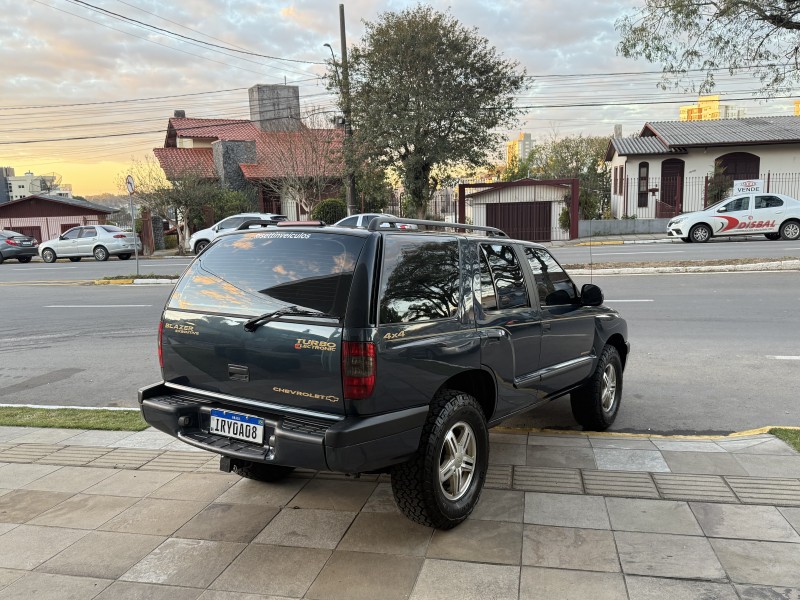 BLAZER 2.8 EXECUTIVE 4X4 TURBO ELETRONIC DIESEL 4P MANUAL - 2008 - FARROUPILHA