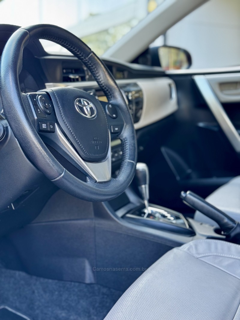 COROLLA 2.0 XEI 16V FLEX 4P AUTOMÁTICO - 2015 - LAJEADO