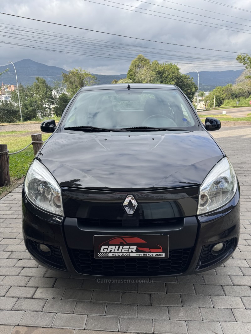 SANDERO 1.6 EXPRESSION 8V FLEX 4P MANUAL - 2013 - ENCANTADO