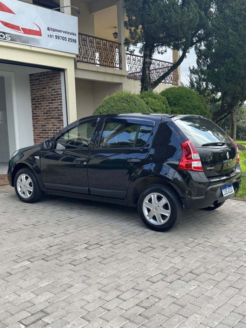 SANDERO 1.6 EXPRESSION 8V FLEX 4P MANUAL - 2013 - ENCANTADO