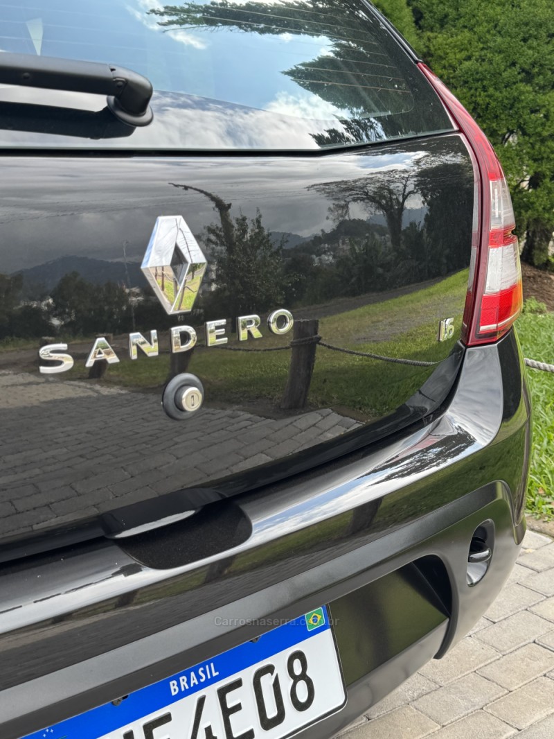 SANDERO 1.6 EXPRESSION 8V FLEX 4P MANUAL - 2013 - ENCANTADO