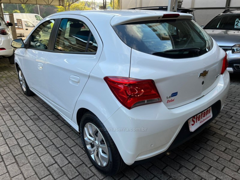 ONIX 1.4 MPFI LT 8V FLEX 4P MANUAL - 2017 - FELIZ