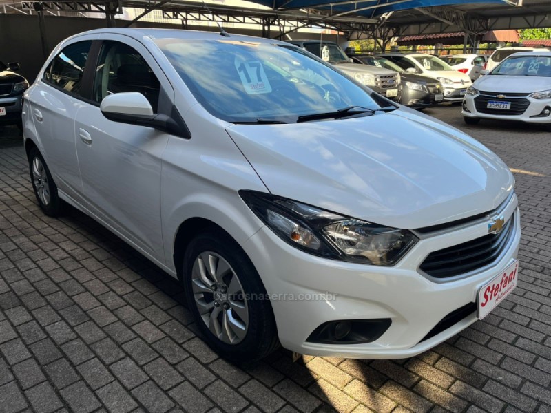 ONIX 1.4 MPFI LT 8V FLEX 4P MANUAL - 2017 - FELIZ