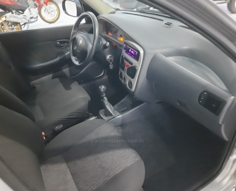 PALIO 1.0 MPI ATTRACTIVE 8V FLEX 4P MANUAL - 2013 - GARIBALDI