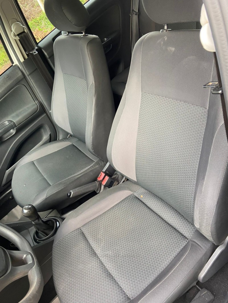 GOL 1.0 MI TRENDLINE 8V FLEX 4P MANUAL - 2017 - SANANDUVA