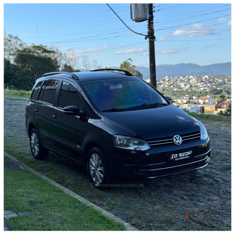 SPACEFOX 1.6 MI TREND 8V FLEX 4P MANUAL - 2012 - CAMPO BOM