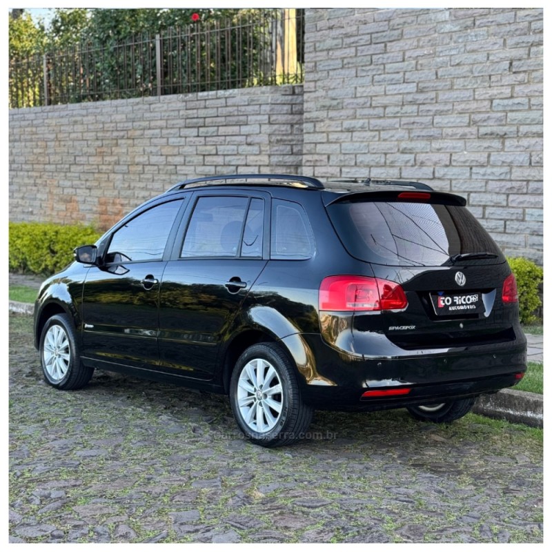 SPACEFOX 1.6 MI TREND 8V FLEX 4P MANUAL - 2012 - CAMPO BOM