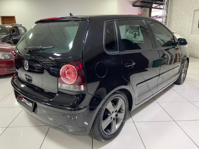 POLO 1.6 MI 8V TOTAL FLEX 4P MANUAL - 2010 - ESTâNCIA VELHA