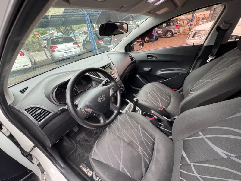 HB20 1.0 COMFORT PLUS 12V FLEX 4P MANUAL - 2013 - IGREJINHA