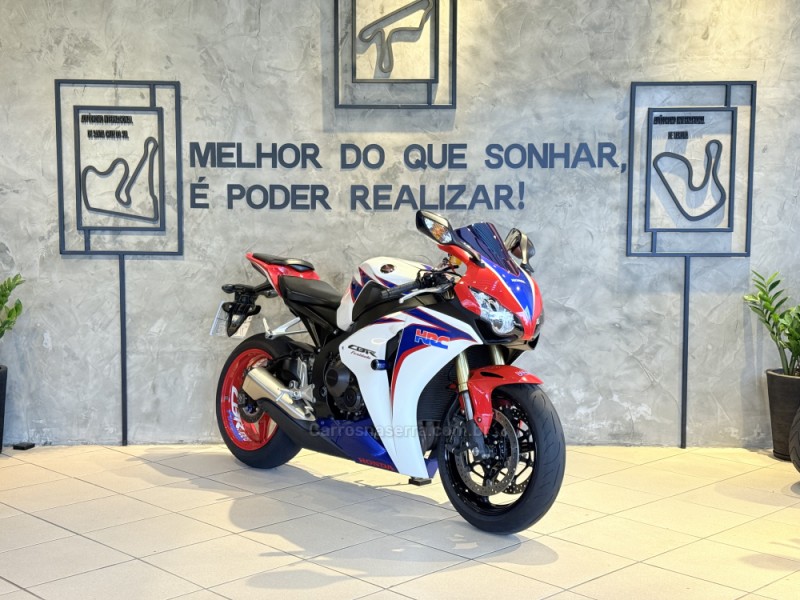 cbr 1000rr fireblade 2010 caxias do sul