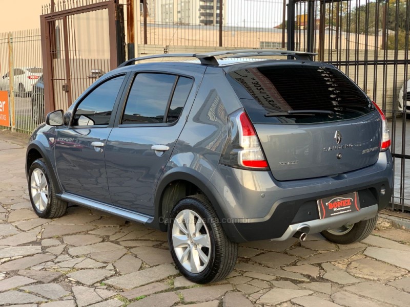 SANDERO 1.6 STEPWAY 16V FLEX 4P AUTOMÁTICO - 2013 - CAXIAS DO SUL