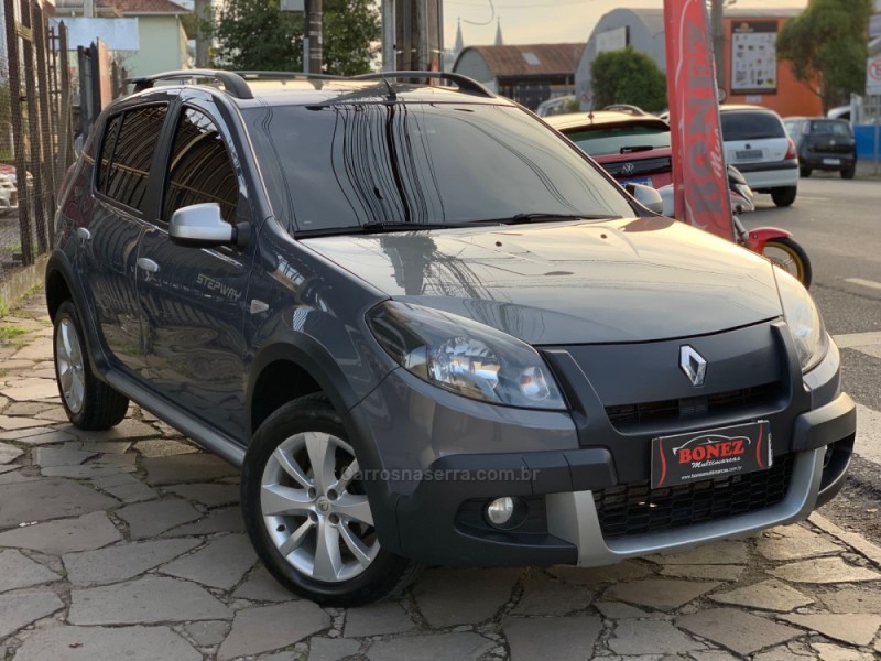 SANDERO 1.6 STEPWAY 16V FLEX 4P AUTOMÁTICO - 2013 - CAXIAS DO SUL