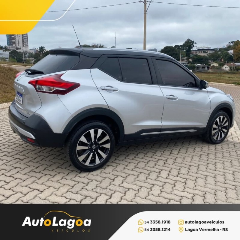 KICKS 1.6 16V FLEX SL PACK PLUS 4P XTRONIC - 2017 - LAGOA VERMELHA