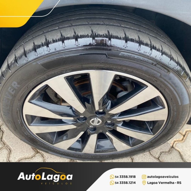 KICKS 1.6 16V FLEX SL PACK PLUS 4P XTRONIC - 2017 - LAGOA VERMELHA