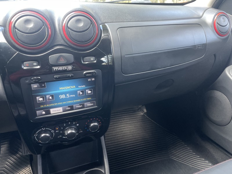 SANDERO 1.6 STEPWAY 8V FLEX 4P MANUAL - 2014 - CAXIAS DO SUL