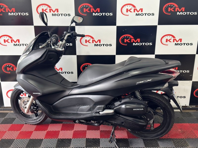 PCX 150 - 2015 - PORTãO