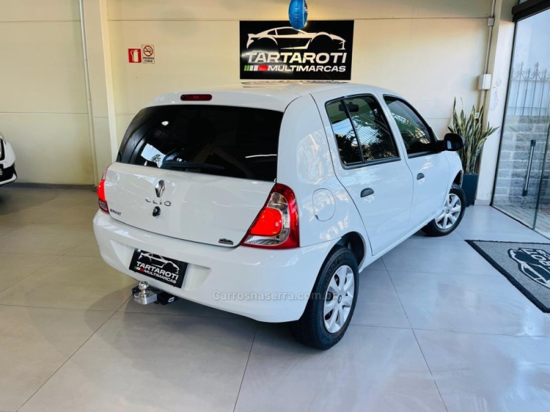 CLIO 1.0 EXPRESSION 16V HI-FLEX 4P MANUAL - 2014 - CAXIAS DO SUL