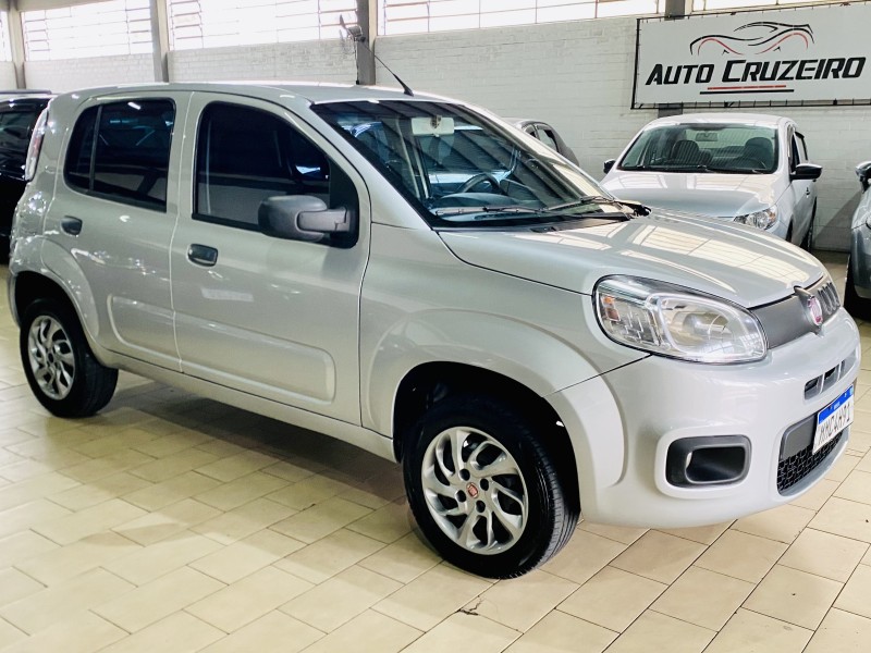 UNO 1.0 EVO ATTRACTIVE 8V FLEX 4P MANUAL - 2015 - CAXIAS DO SUL