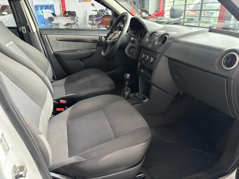 CELTA 1.0 MPFI LT 8V FLEX 4P MANUAL - 2014 - CAXIAS DO SUL